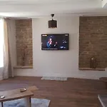 Апартаменты Spacieux Et Atypique Седан