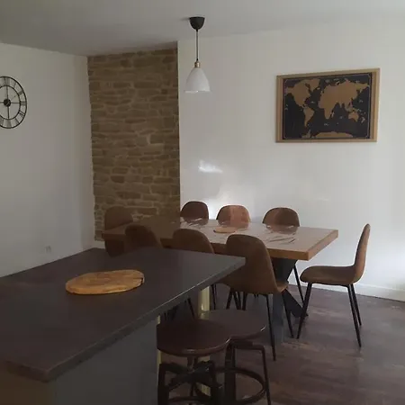 Spacieux Et Atypique Апартаменты *