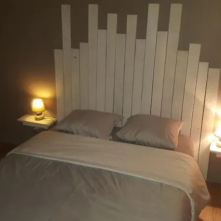 Spacieux Et Atypique Appartement