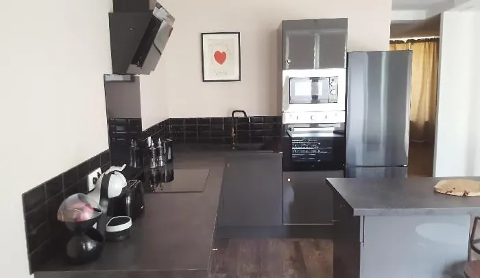 Spacieux Et Atypique Appartement